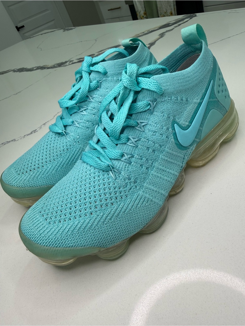 Nike Air VaporMax Flyknit 2 Mint Green Turquoise 942843-003 Women's Size 6.5